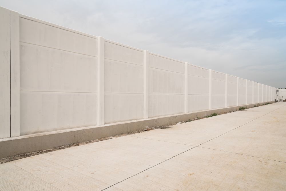 White precast concrete wall